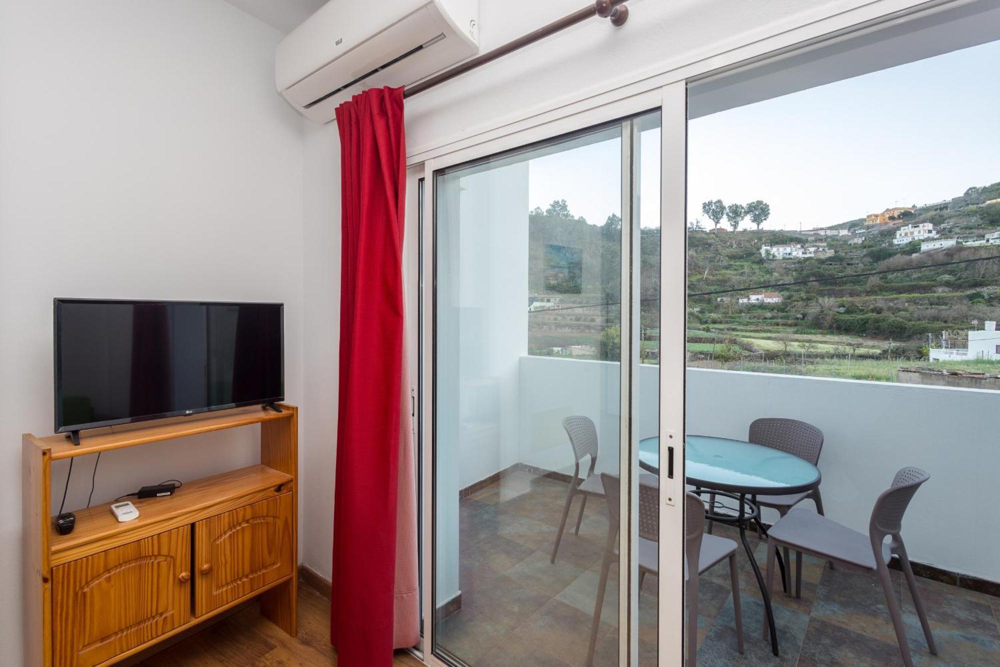 Balcon De La Mina Suites - Aircon And Terrace With Views Вега де Сан Матео Экстерьер фото